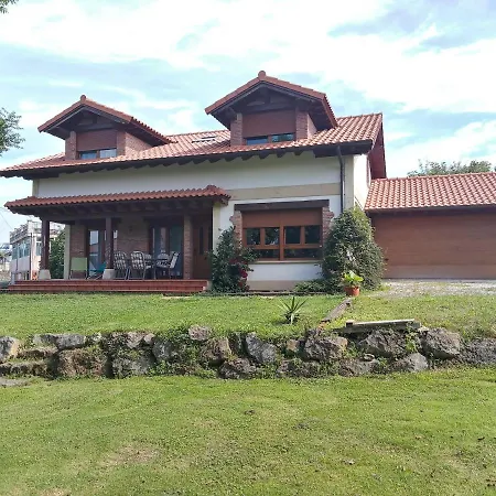 House Hinojedo