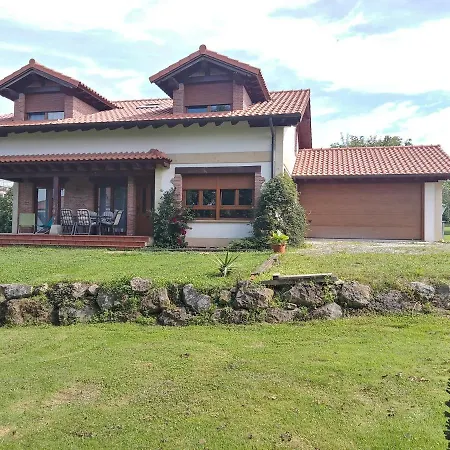 Hotel House Hinojedo
