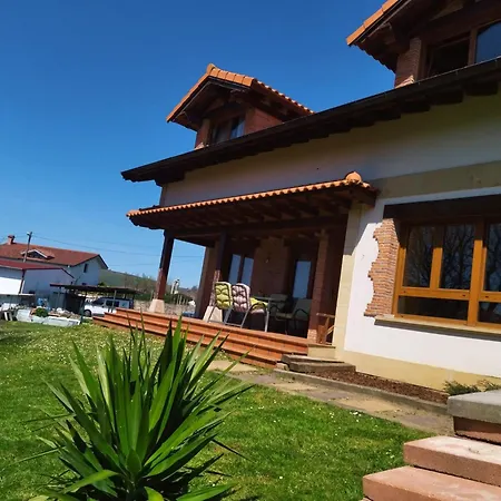 House Hotel